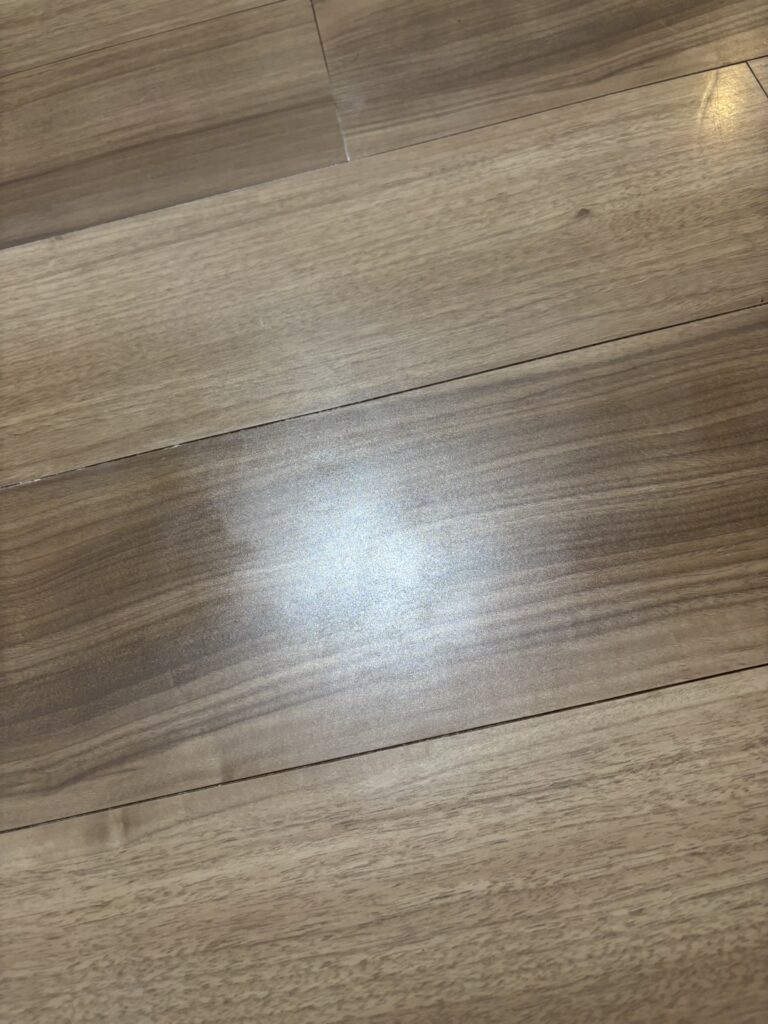 フローリング凹みキズ