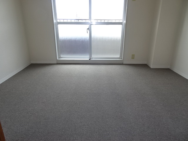 カーペット張替え