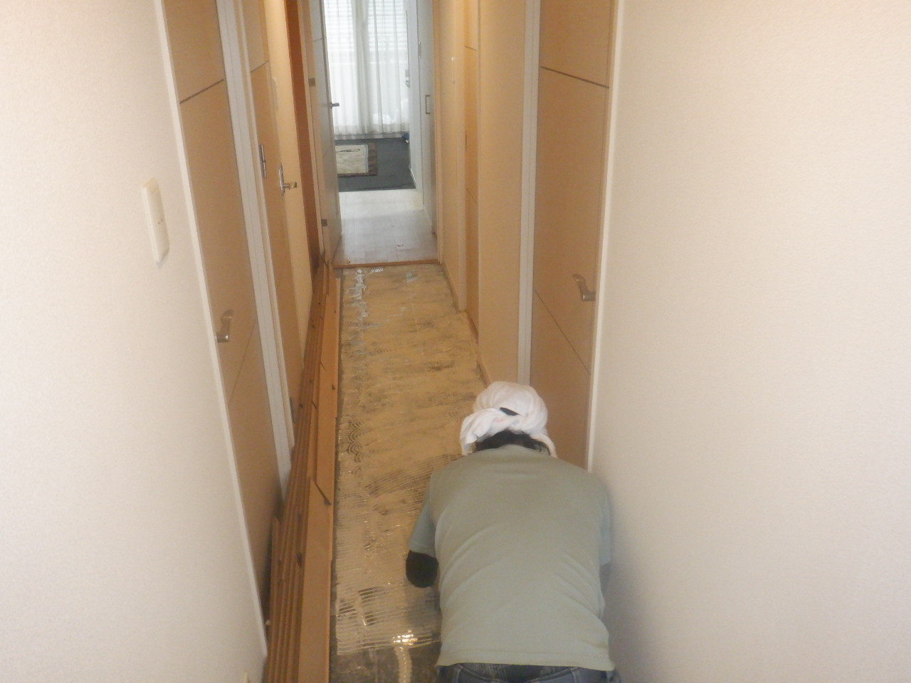 フローリング張替え工事