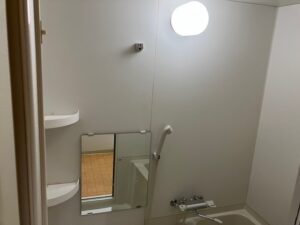 シャンプー棚新品交換