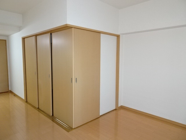 部分クロス張替え＋ハウスクリーニング＋リペア補修まで一括対応