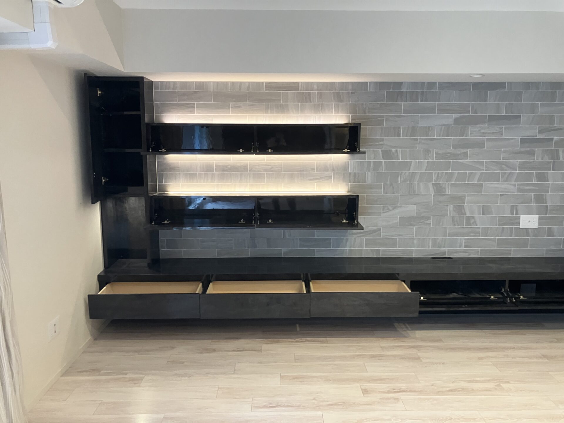 高級賃貸の退去立ち合いでこそ、原状回復の真価が問われます