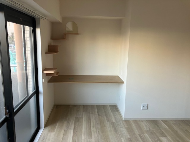 小さな傷ほど目立つ場所にあるものです