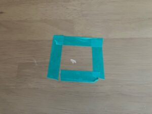 小さな傷ほど目立つ場所にあるものです